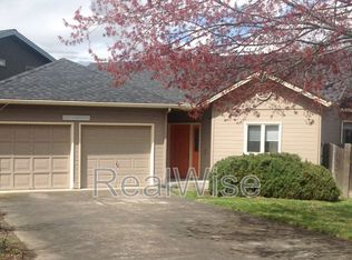 203 N Wightman St, Ashland, OR 97520