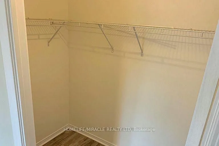 115 Richmond St E #605 — Photo 17