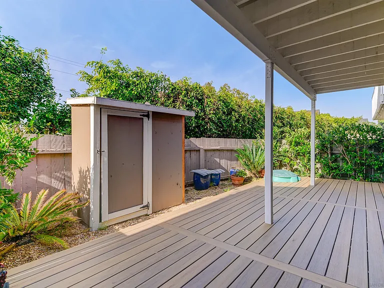 807 Highland Dr — Photo 26