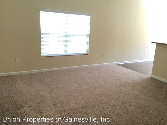 3rd image of 2063 NW 76th Pl