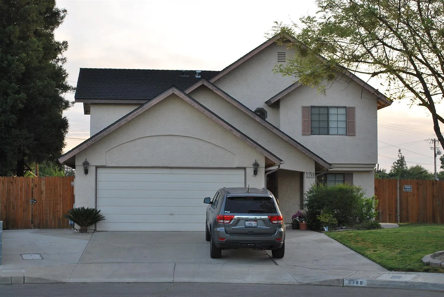 3388 N Saratoga Ave photo 1