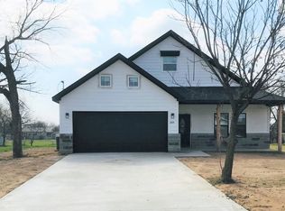 209 SW 11th St, Mineral Wells, TX 76067