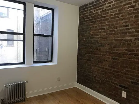 Rented by Corcoran | media 27