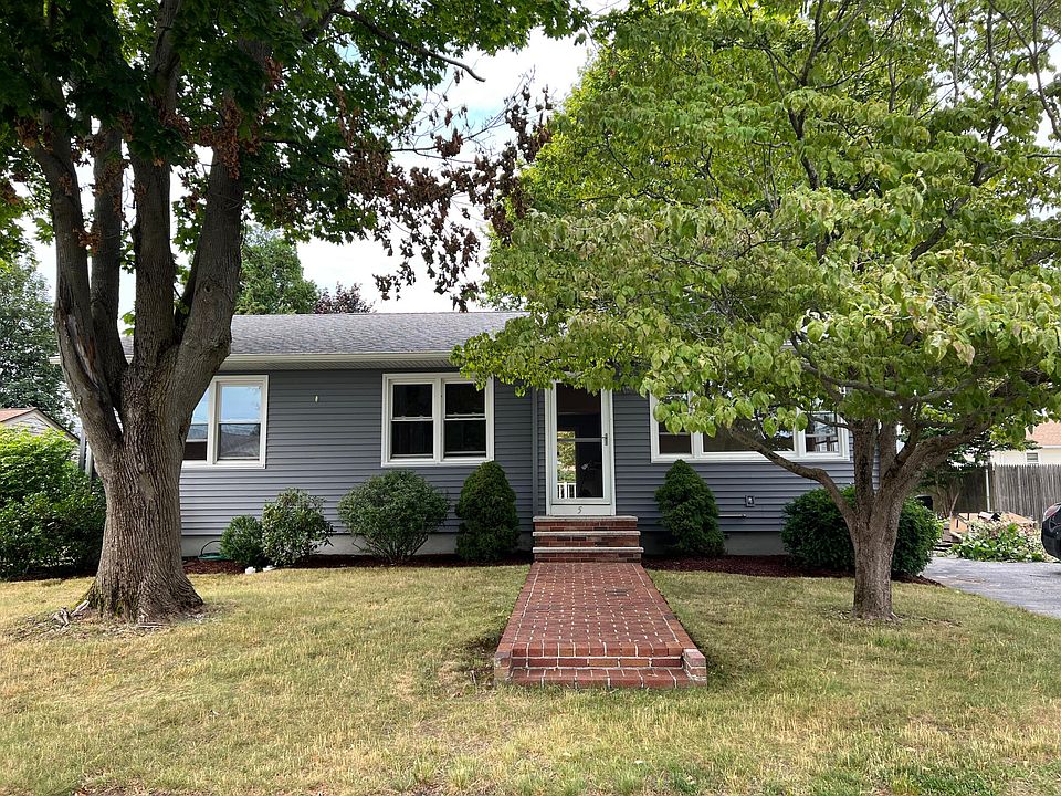 1st image of 5 Hillview Dr