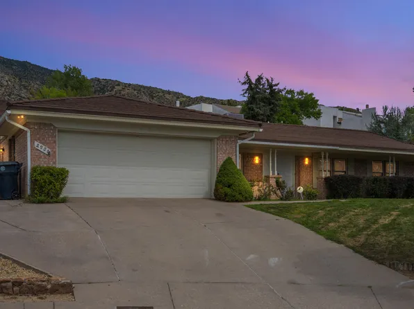 2906 Casa Del Norte Dr NE, Albuquerque, NM 87112