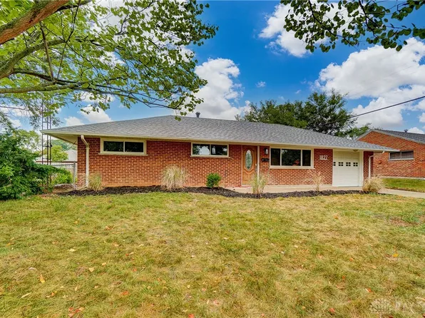1827 Hillwood Dr, Dayton, OH 45439
