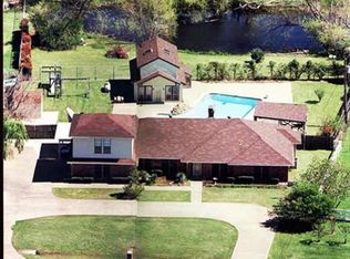 3802 Castle Dr, Rowlett, TX 75089