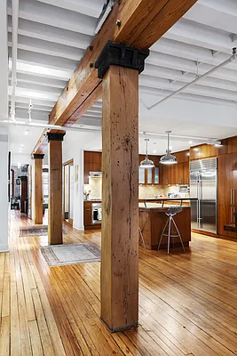 Sold by Compass | media 21