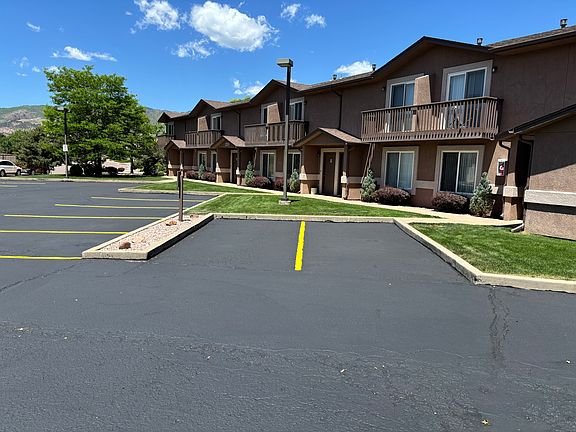 3rd image of 4403 Forrest Hill Rd #Townhouse