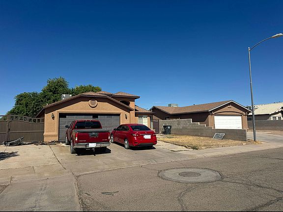 3rd image of 1390 N Los Portales Ave
