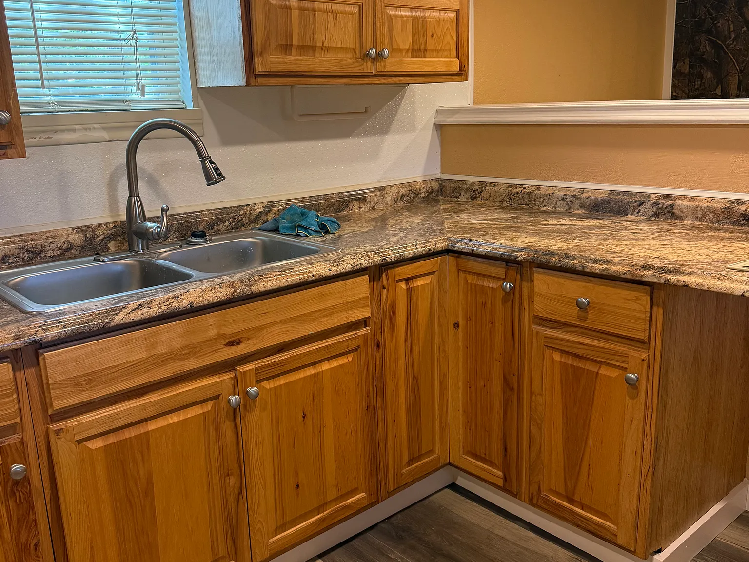 1 bed, $650 — Photo 2