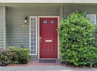 620 Lake Washington Blvd E, Seattle, WA 98112