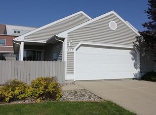 807 Prestwick Pt, Champaign, IL 61822