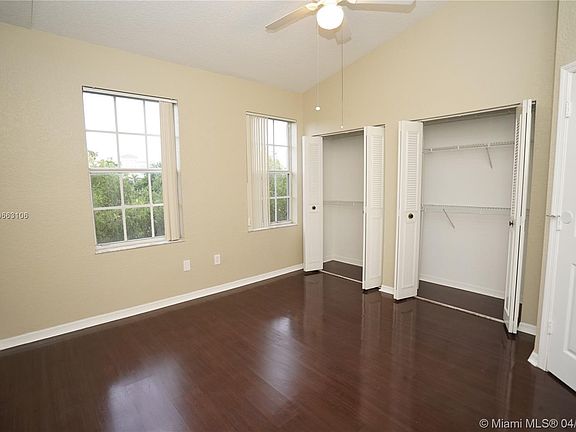 5th image of 765 SW 148th Ave APT 1209
