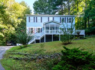 541 Falls Creek Rd, Pisgah Forest, NC 28768