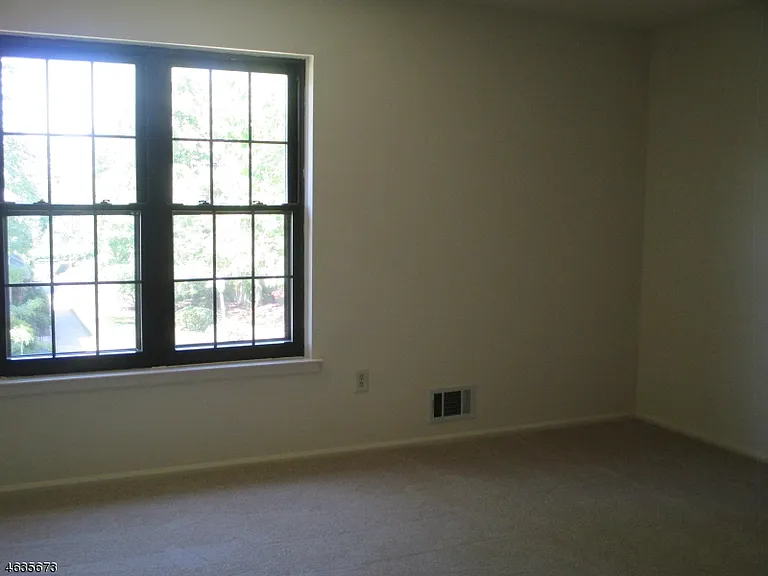 181 Long Hill Rd #K — Photo 5