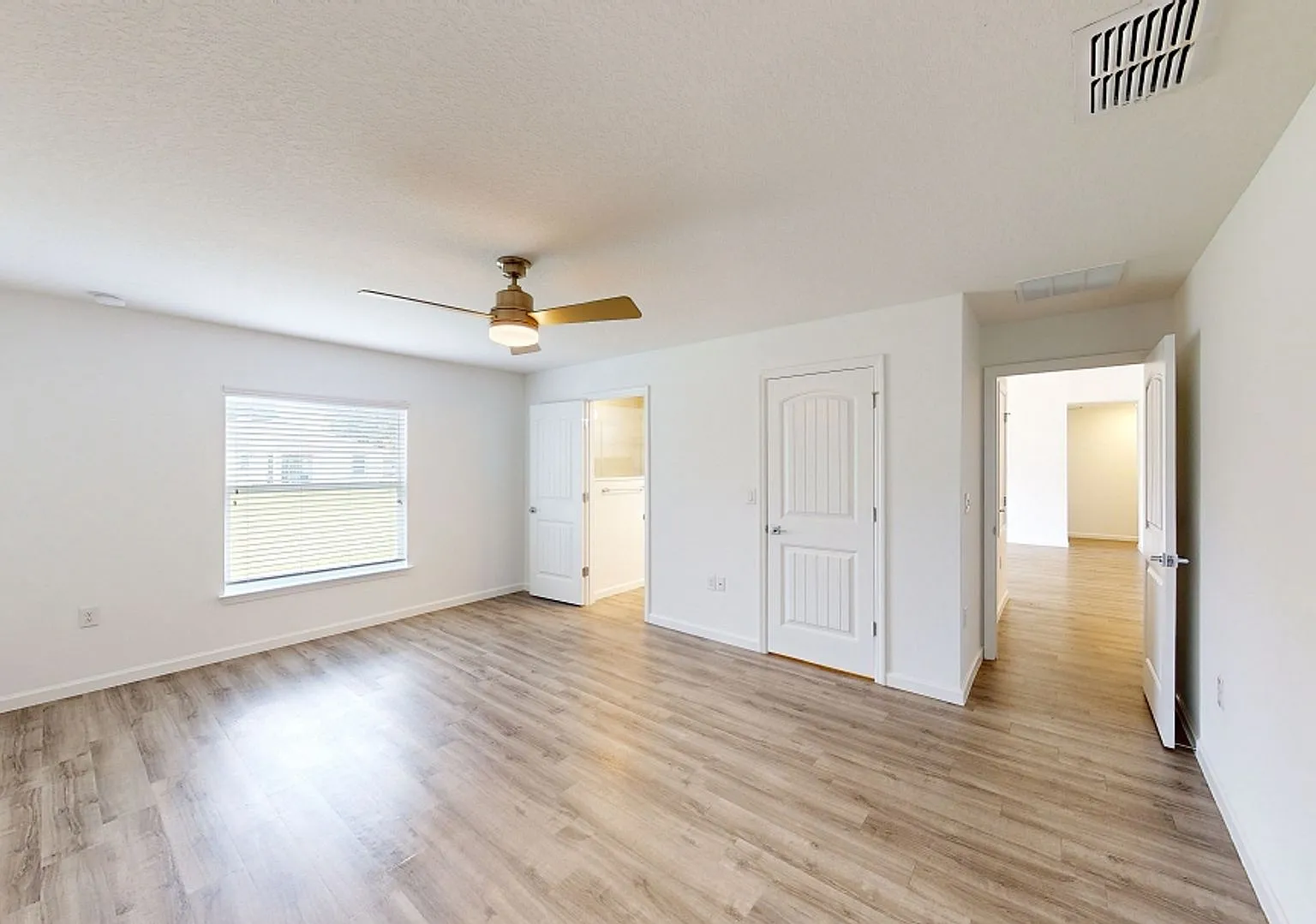 Beautiful 4/2 Home In Palm Coast — Photo 4