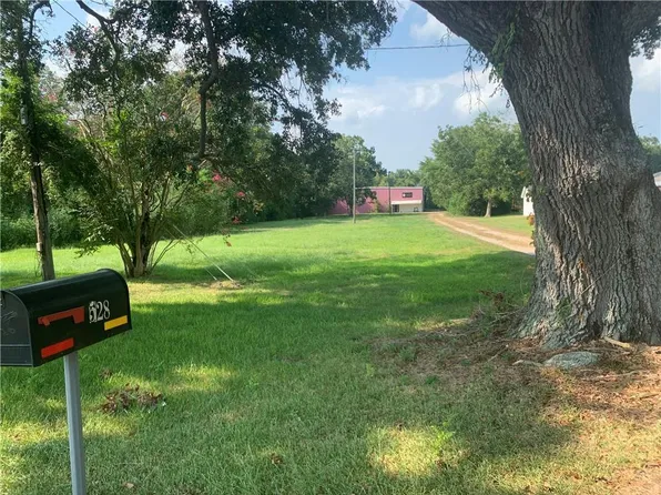 521 Bayou Rd, Arabi, LA 70085