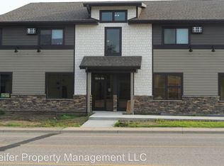 151 5th St NE APT 9, Buffalo, MN 55313