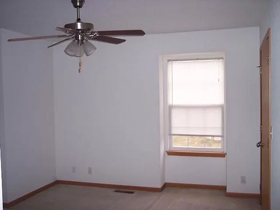 5th image of 1200 Pebblecreek Dr APT C