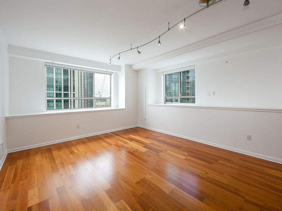 1st image of 400 Beale St APT 2504