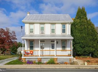 206 E Main St, Terre Hill, PA 17581
