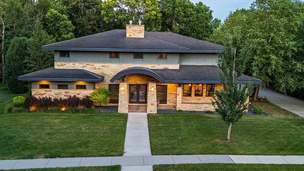 425 Diamond Creek Rd - Property Image