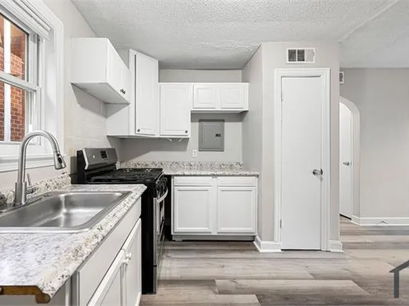 592 Cooper St SW APT 6, Atlanta, GA 30312