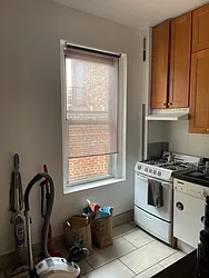 Rented by K & O Realty Associates Inc.