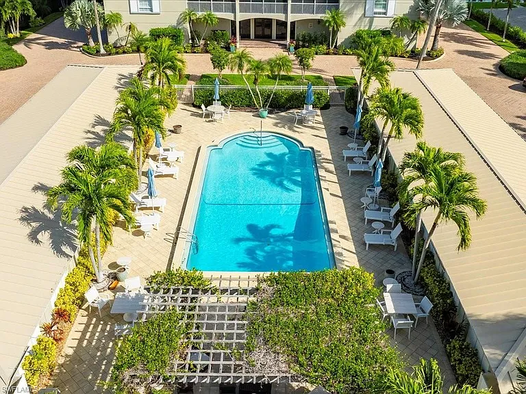 2750 Gulf Shore Blvd N #602 — Photo 38