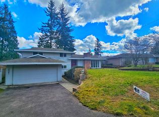 16941 NE 19th Pl, Bellevue, WA 98008