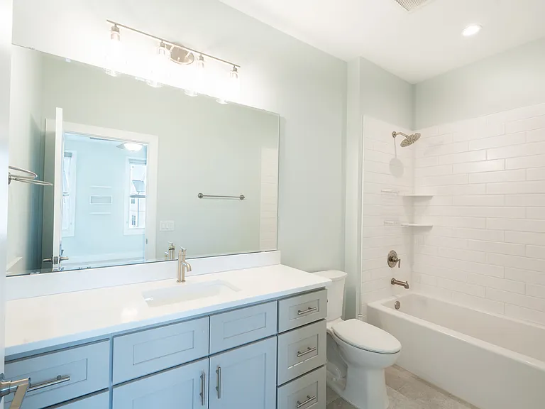8249 Winding Creek Cir — Photo 17