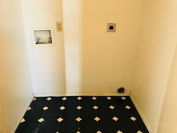 5th image of 3010 Sappington Pl APT C
