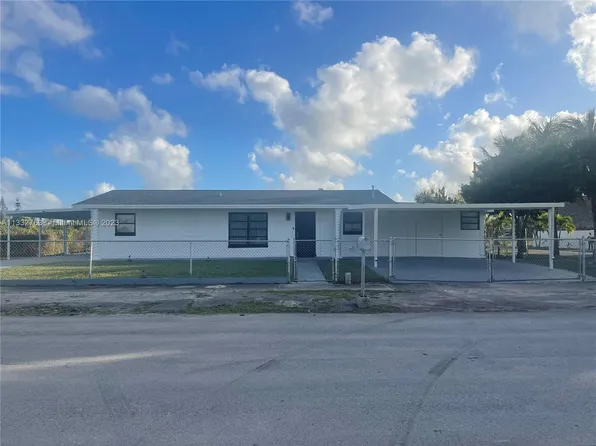 4340 NW 207th Dr, Miami Gardens, FL 33055