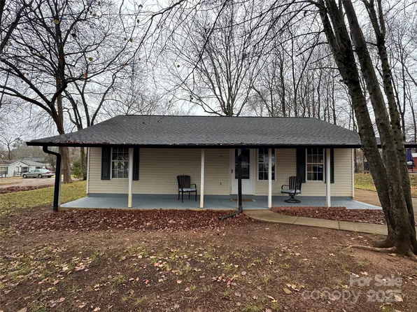 915 Reeves St, Salisbury, NC 28144