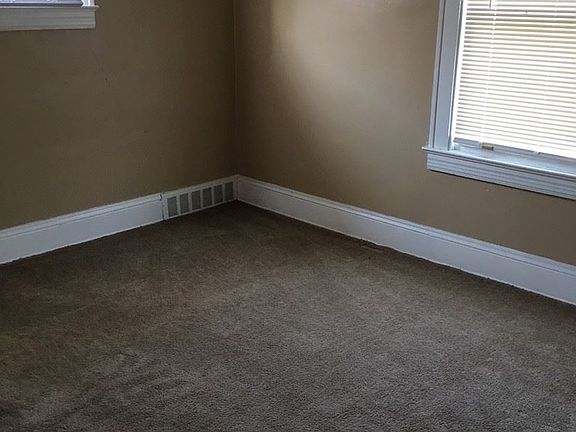 5th image of 3467 E 145th St #2