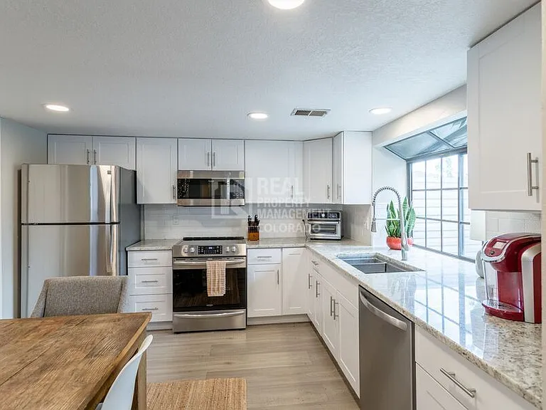 12406 E Pacific Cir #D — Photo 6