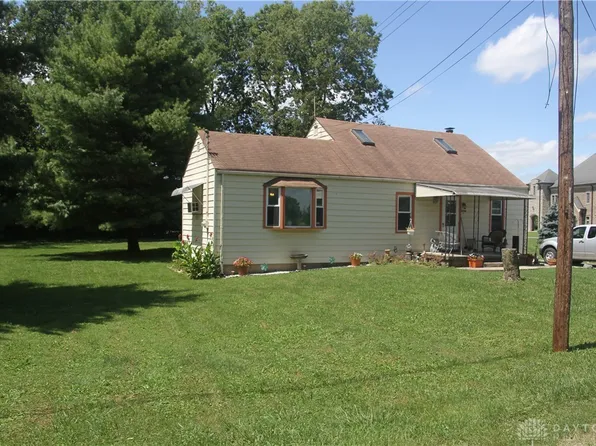 3827 View St, Cincinnati, OH 45244