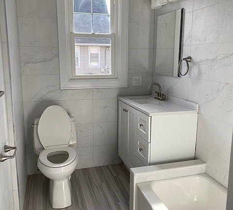 2nd image of 306 Prescott St
