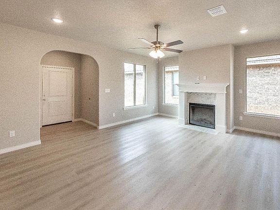 2nd image of 714 E 18th