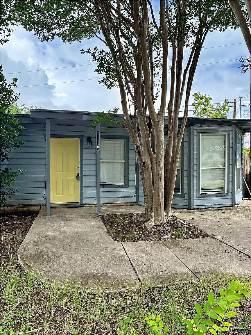 2 bed, 750 sqft, $1,300 — Photo 1