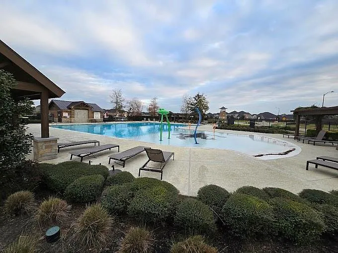 31418 Horseshoe Meadow Bnd — Photo 28