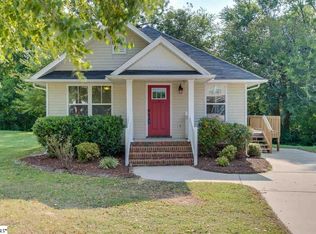 19 Mansell Ct, Greenville, SC 29601