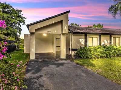 298 Fairway Cir #73, Weston, FL, 33326