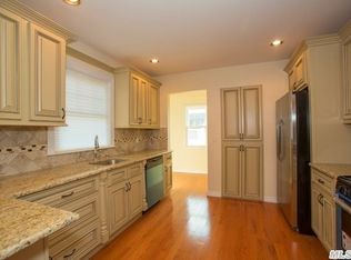 746 Stowe Ave, Baldwin, NY 11510