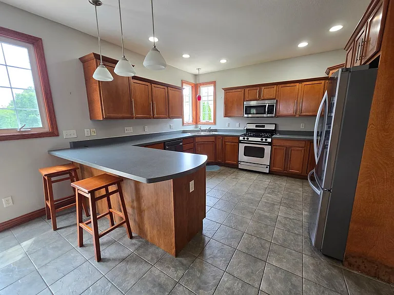 7 Carleton Ct — Photo 4