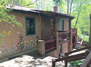 227 Rattlesnake Mountain Rd, Black Mountain, NC 28711