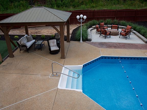 Pool and canopy area