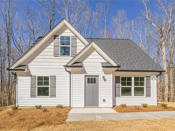 3439 Dogwood Cir, Cumming, GA 30041