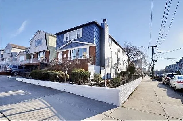 728 Kennedy Blvd #3
